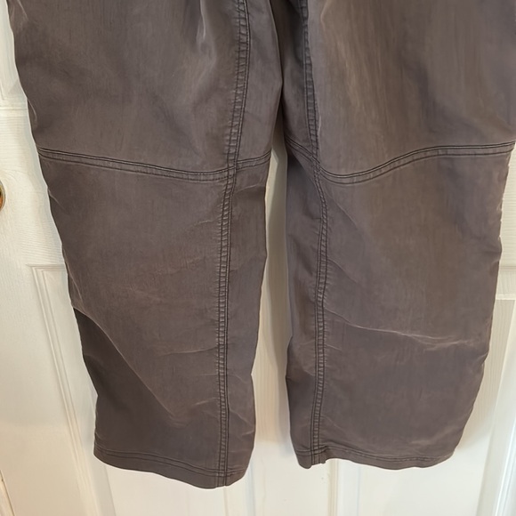 BC Clothing. 36/30 x 28” Inseam. Men’s casual/hiking pants. - Picture 7 of 11